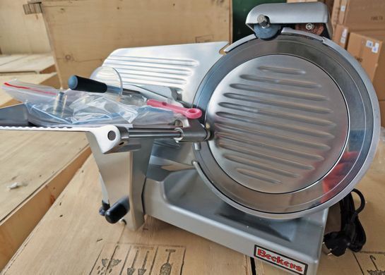 Слайсер BECKERS BKL 220 PRO